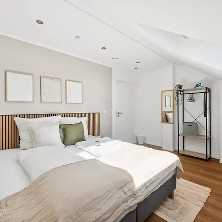 Leben Homes 3 Schlafzimmer Nahe Ulm Und Legoland Appartement