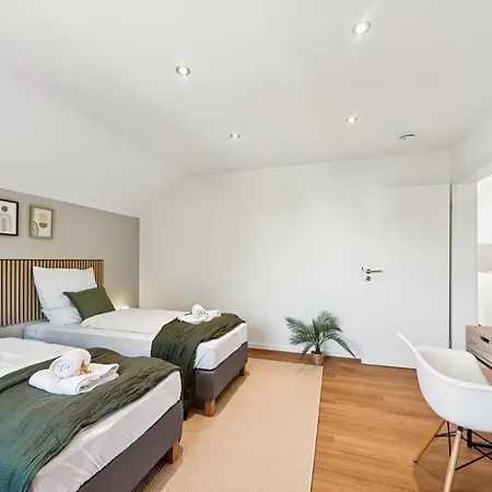 Leben Homes 3 Schlafzimmer Nahe Ulm Und Legoland Langenau